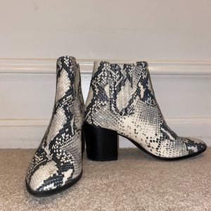 Steve Madden Snake Print Booties Size 7